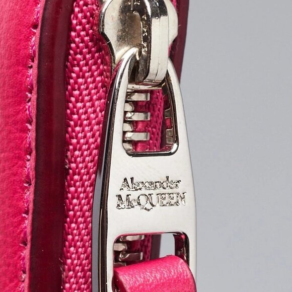 Alexander McQueen Pink Leather Skull Studded Card Holder Wallet - Picture 5 of 8